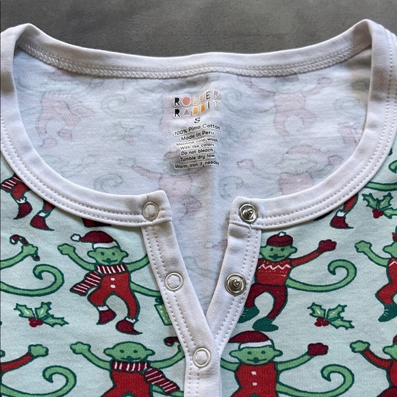 Roller Rabbit limited edition Christmas Pajamas with Fun Monkey Print - Picture 3 of 6